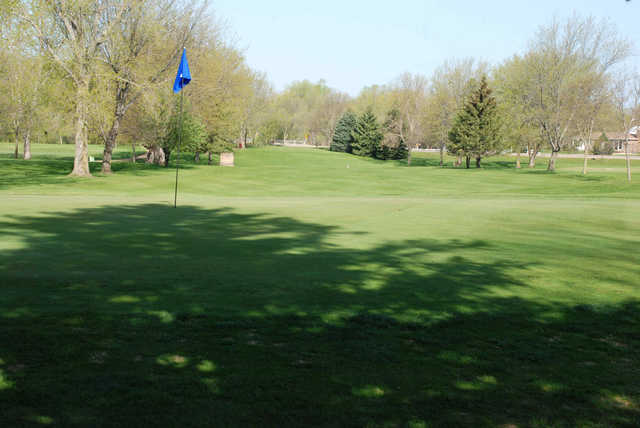 Windom Country Club - photo 3