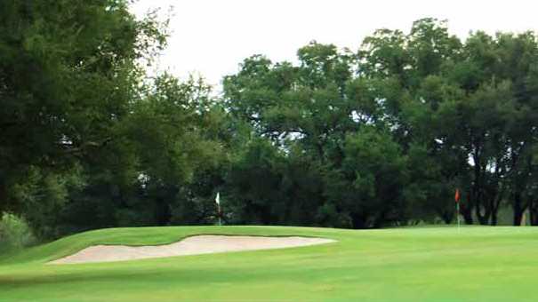 Starr Hollow Golf Club - photo 3
