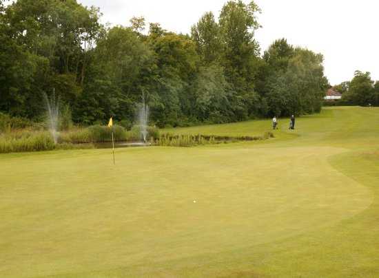 Hull Golf Club - photo 6
