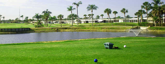 Six Lakes Country Club - photo 3