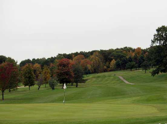 Rolling Acres Golf Course - photo 3