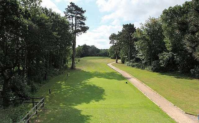Salisbury & South Wilts - Cathedral Course - photo 3