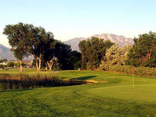 Meadowbrook Golf Club - photo 2