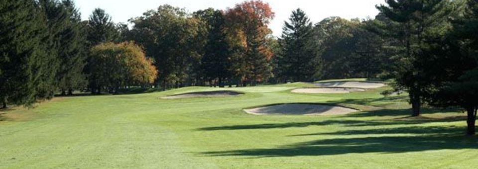 Middle Island Country Club - photo 3