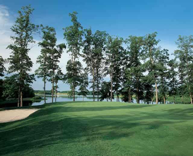 Virginia Oaks Golf Club - photo 4
