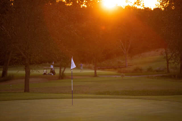 Salem Glen Country Club - photo 4