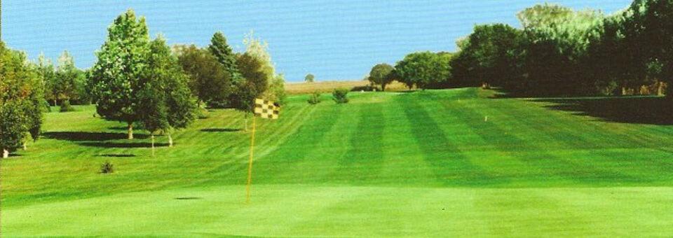 Radcliffe Friendly Fairways - photo 3
