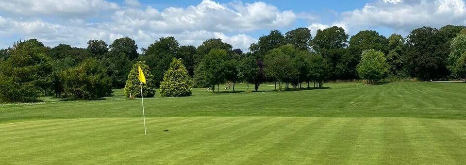 Salisbury Golf Centre - photo 2