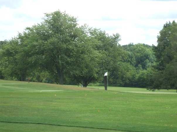 Cardinal Hills Golf Course - photo 4
