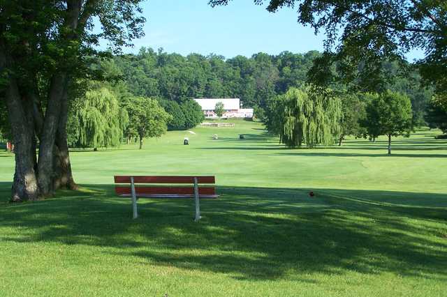 Elkader Golf Course - photo 1
