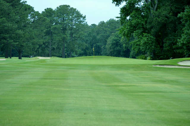 Elizabeth Manor Golf & Country Club - photo 3