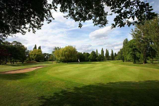 Muswell Hill Golf Club - photo 3