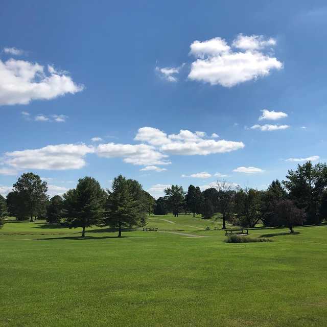 Tree Top Golf Course - photo 4