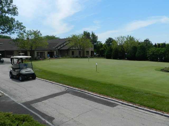 North Hills Country Club - photo 2