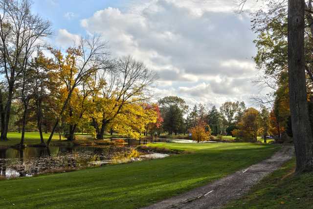 Peace Pipe Country Club