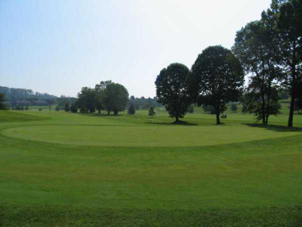 Tri-Cities Golf Club - photo 2