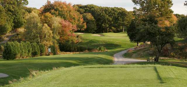 South Shore Country Club - photo 2