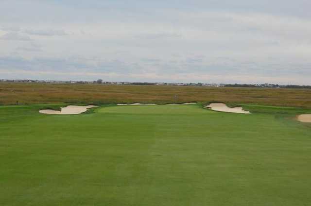 Lawrence Yacht and Country Club - photo 3
