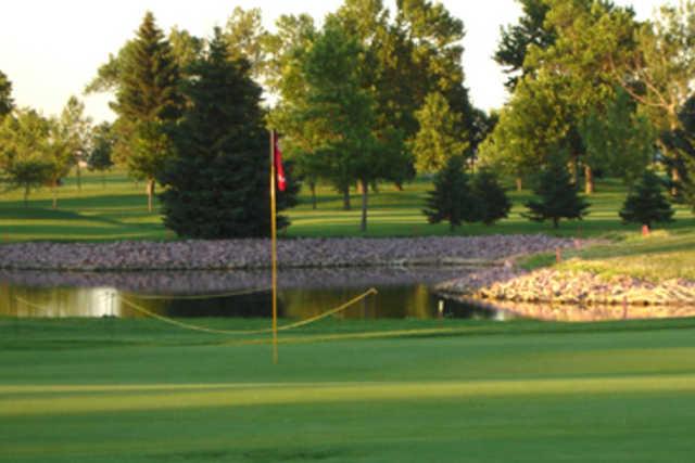 Pipestone Country Club - photo 2