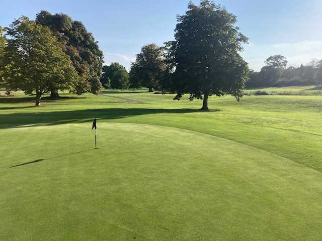 Clandon Regis Golf Club - photo 5