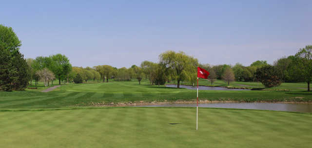 Arlington Lakes Golf Club - photo 3