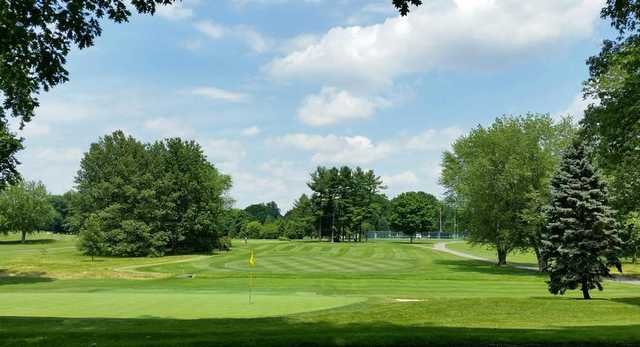 Lebanon Country Club - photo 2