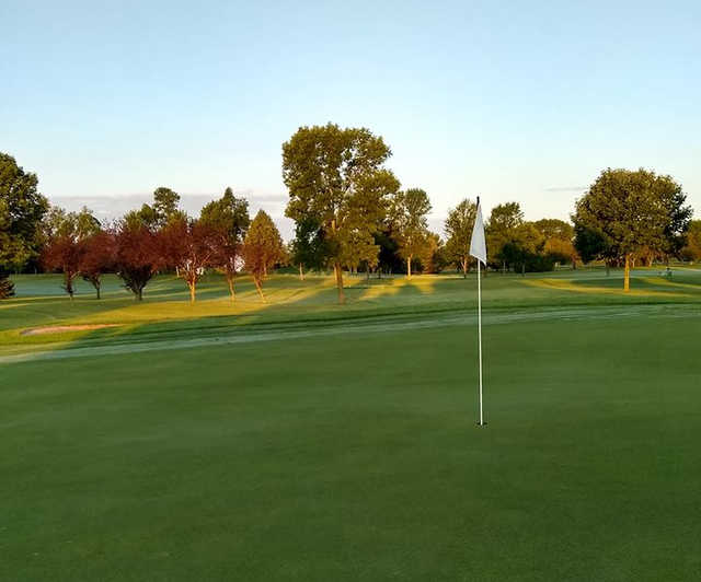 Chaska Golf Course - photo 4