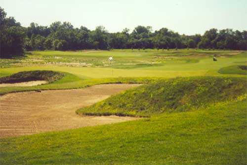 The Trophy Club - photo 2