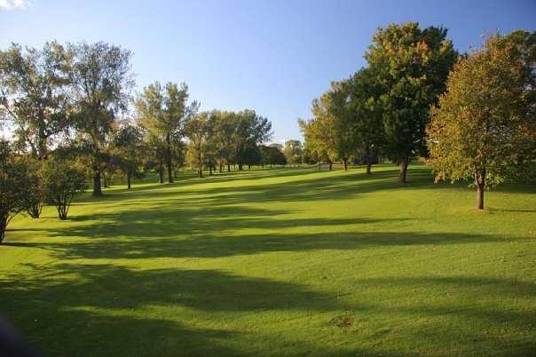 Highland Park 9-Hole Golf Course - photo 2