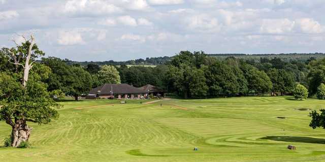 Stoneleigh Deer Park Golf Club - photo 4
