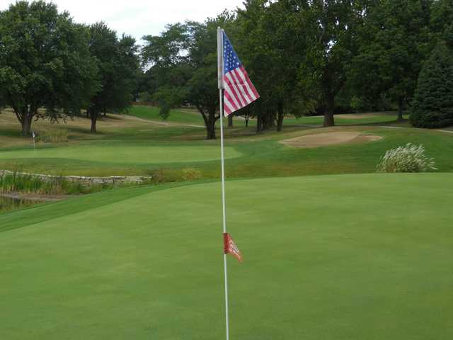 Urbandale Golf & Country Club - photo 2
