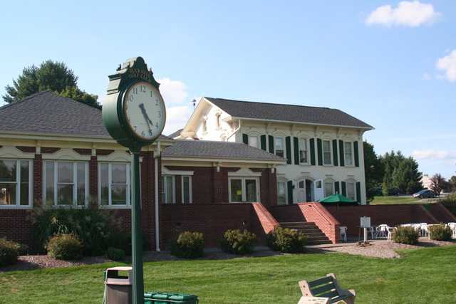Bucknell Golf Club - photo 2