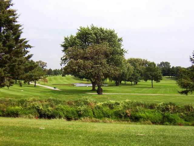 Cedar River Country Club - photo 3