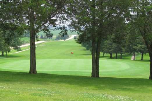 Fillmore Fairways Golf Course - photo 2