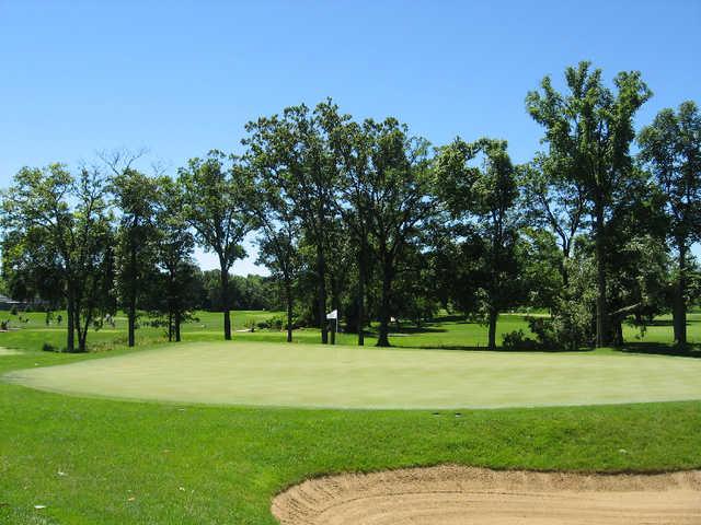 Lake Shore Country Club - photo 2