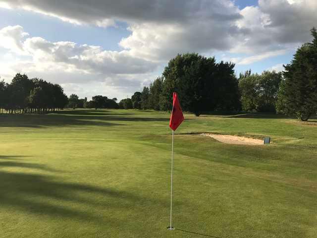 Theale Golf Club - photo 2