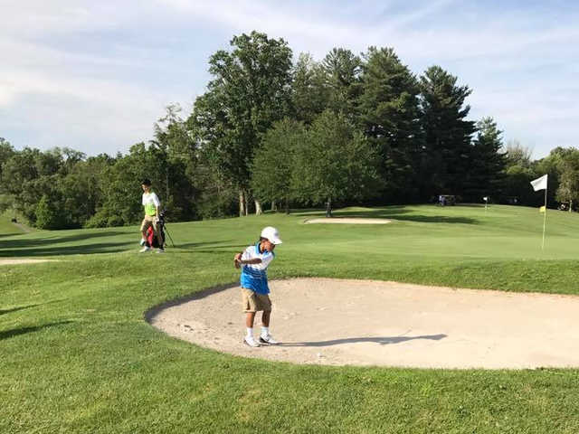 Cascades Golf Course - photo 4
