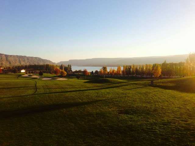 Crescent Bar Resort - photo 3