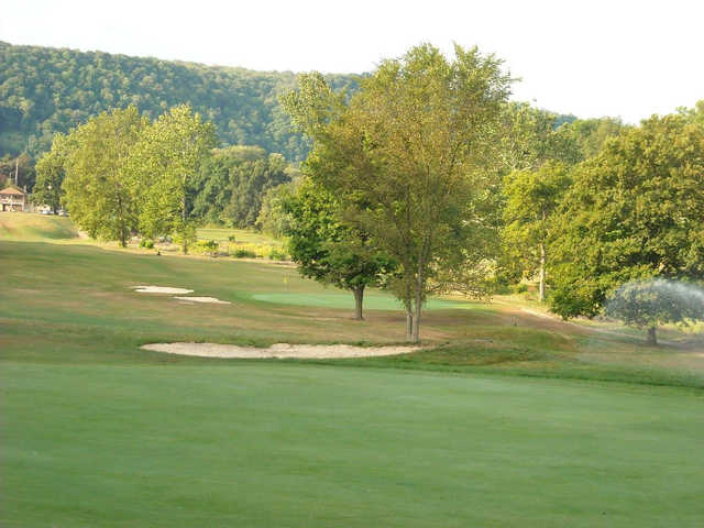 River's Edge Golf Club - photo 3