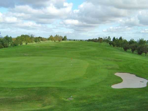 Dunstable Downs Golf Club - photo 2