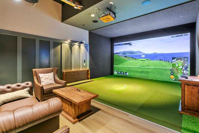 TeeBox Indoor Golf Club - photo 2