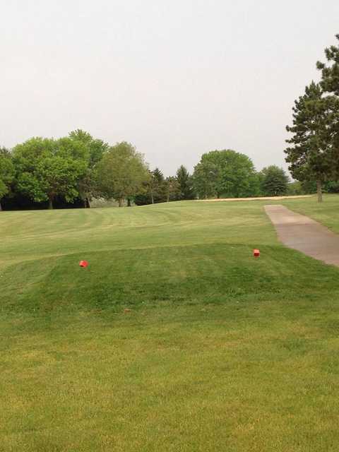 Lake Shore Golf Course - photo 2