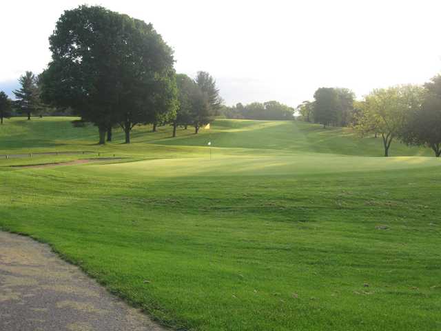 Scott Lake Country Club - photo 3