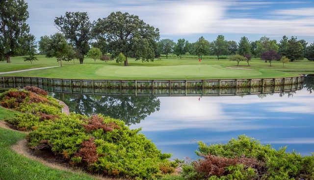 Muscatine Municipal Golf Course - photo 3