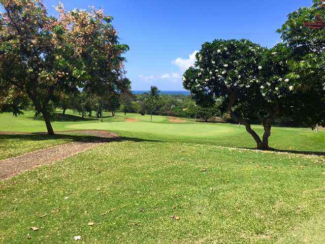 Makaha Valley Country Club - photo 3