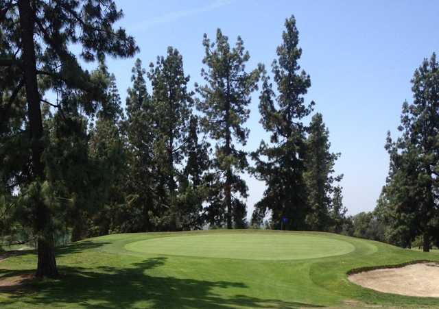 Eaton Canyon Golf Club - photo 4