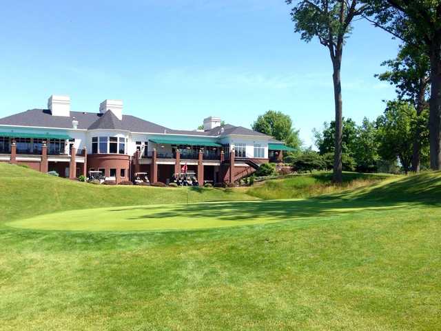 Findlay Country Club - photo 2