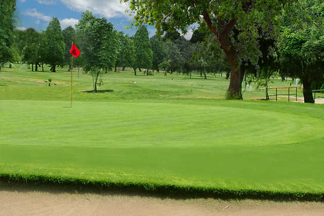 Whispering Lakes Golf Course