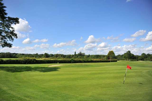 Knights Grange Golf Course - photo 4