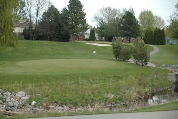 Idyl Wyld Golf Course - photo 2
